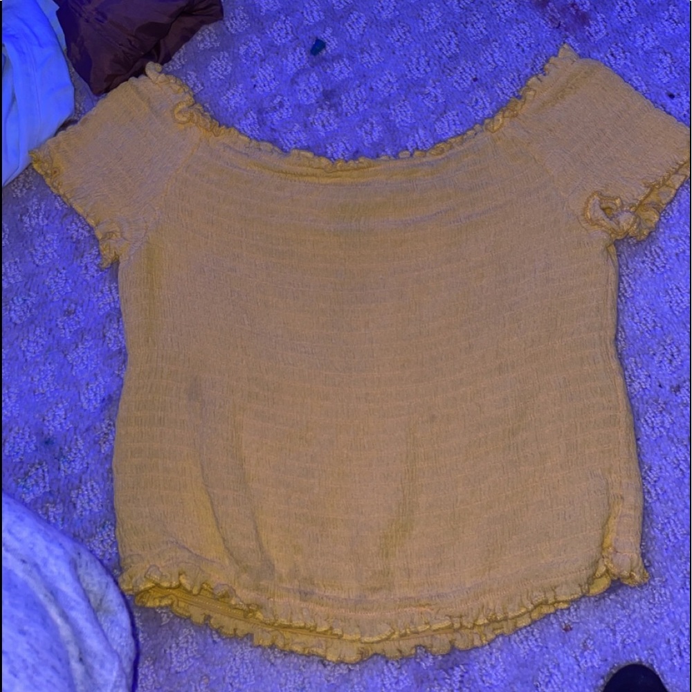 forever 21 cropped yellow shirt